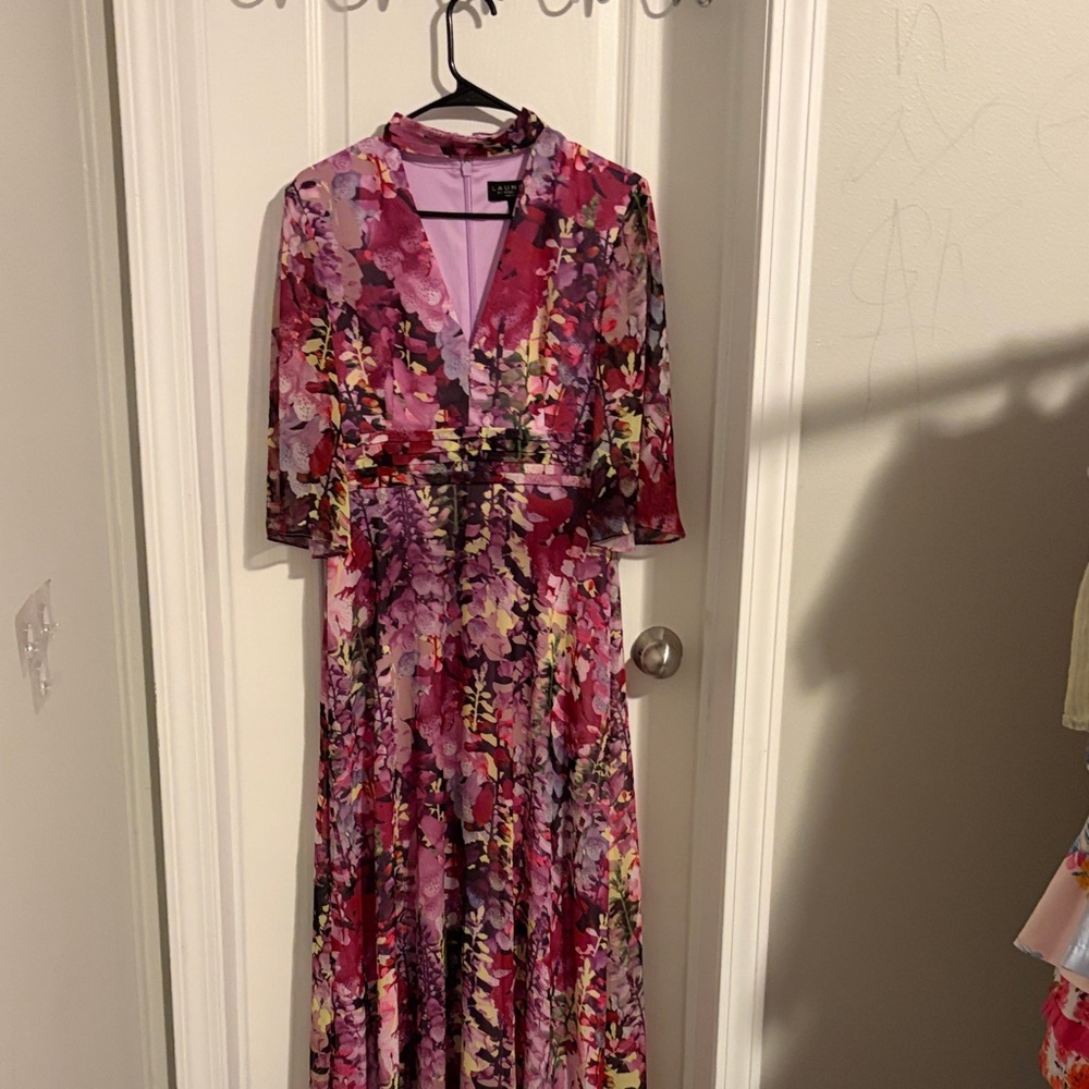 LAUNDRY by Shelli Segal Pink Floral V-Neck Fit-and-Flare Dress - Picture 2 of 4